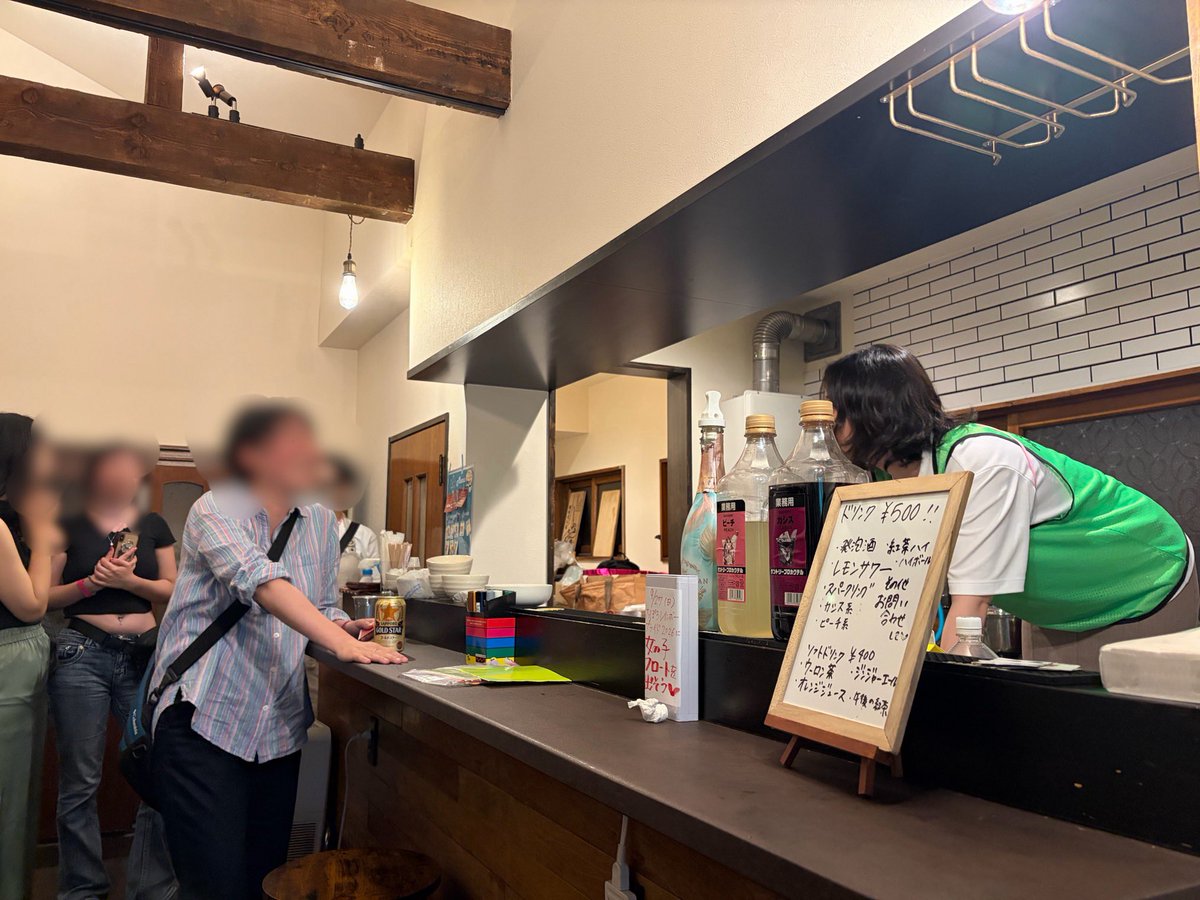 sapporowpp's tweet photo. 昨夜はSapporo Women's Partyありがとうございましたー！
40名近くの方にお越し頂き、1階も2階もめちゃくちゃ大盛り上がりな夜となりました🍾
本当にありがとございました✨

また次回のイベントも企画予定なので、お楽しみに〜！ https://t.co/LxEzhjpR2s
