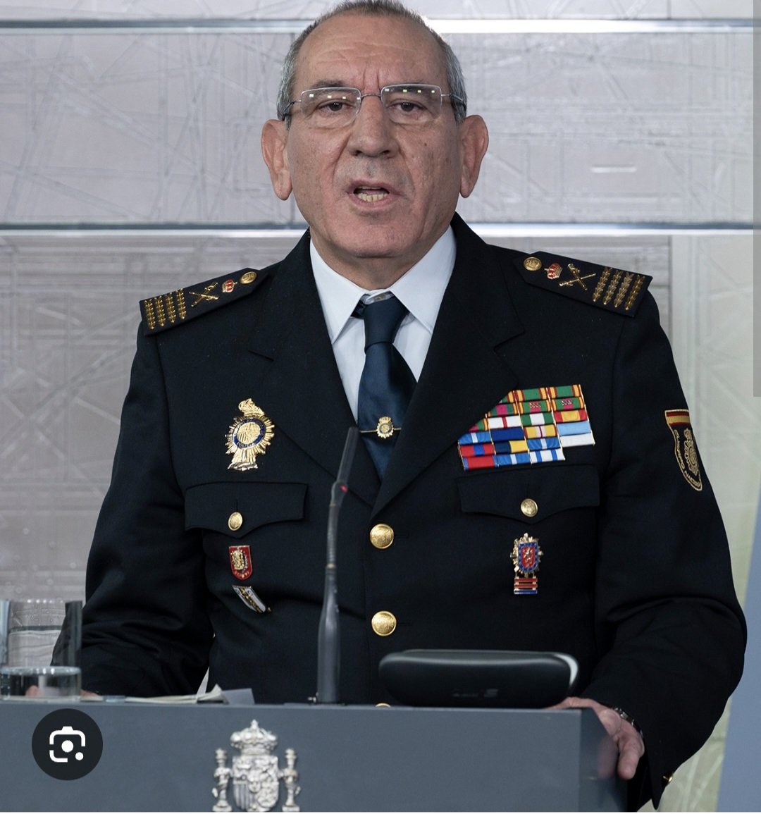 nobel_51's tweet photo. Si el DAO de la Policía Nacional y el DAO de la G. Civil están investigados, aunque sea por distintos motivos, es que algo huele a podrido al sur de Dinamarca
🤐 https://t.co/PgVsKfUjHs