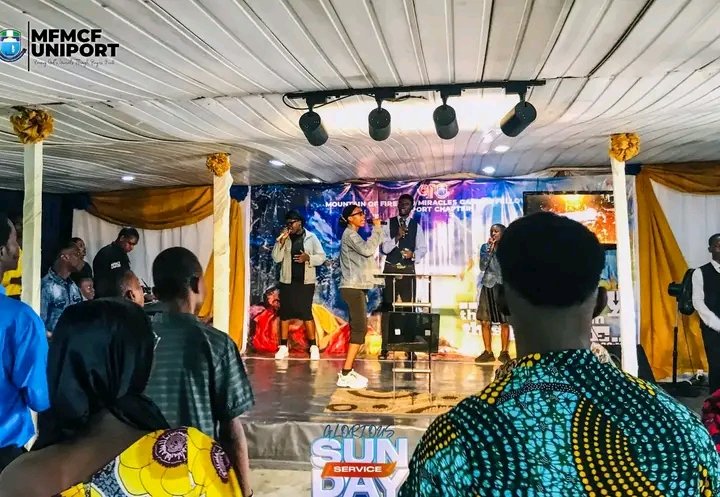 mfmcf_uniport's tweet photo. 🎶 PRAISE & WORSHIP SESSION 🎶
Join us as we lift our voices in heartfelt praise and worship to the King of kings.
As we lift our voices in praise and hearts in worship, may every burden fade and every soul be drawn closer to God.
#sundayservice #mfmcfuniport #praiseandworship https://t.co/eWBSYhp6yf