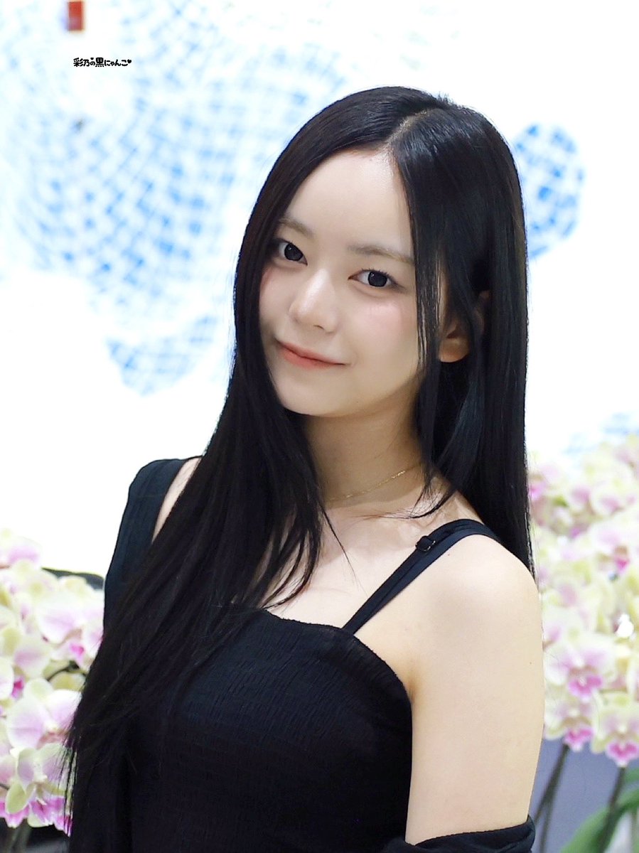 ayanononeko's tweet photo. 260701 누가 꽃이게?
#카미온 #kamión #코스모시 #cosmosy https://t.co/Fhu1iedate