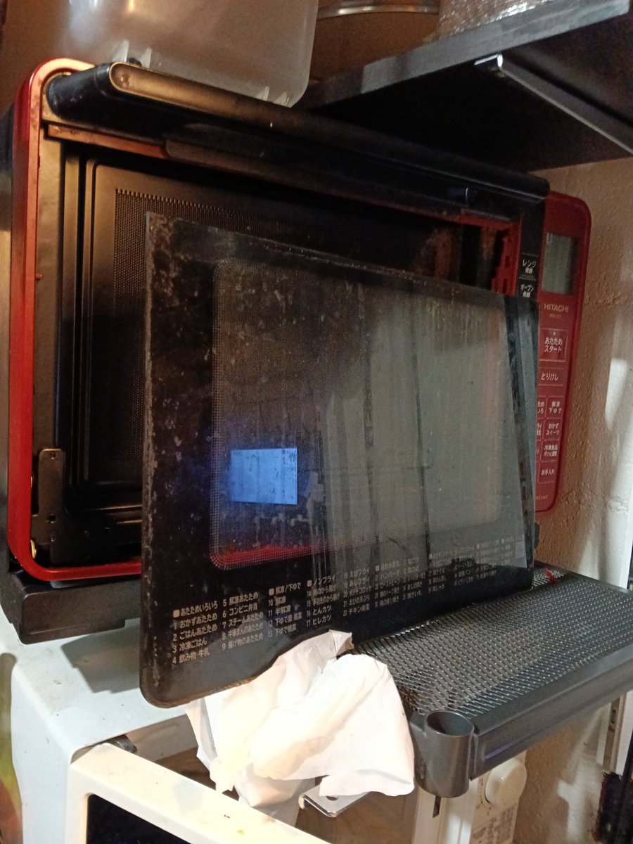 munpuku's tweet photo. 電子レンジが物理的にぶっ壊れたので新しいオーブンレンジ買いました届くのが楽しみです🍪 https://t.co/YBXHk0DgoV