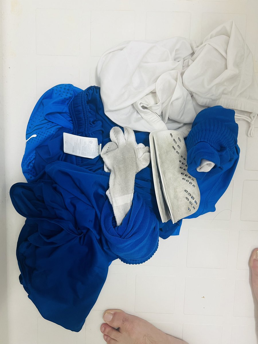 recyclz0709's tweet photo. ほんじつのトレ後
汗だく練習着嗅いでみたいひと
動画の続きが見たい人はコメントかDMで！笑 https://t.co/Vc5DYflwxj
