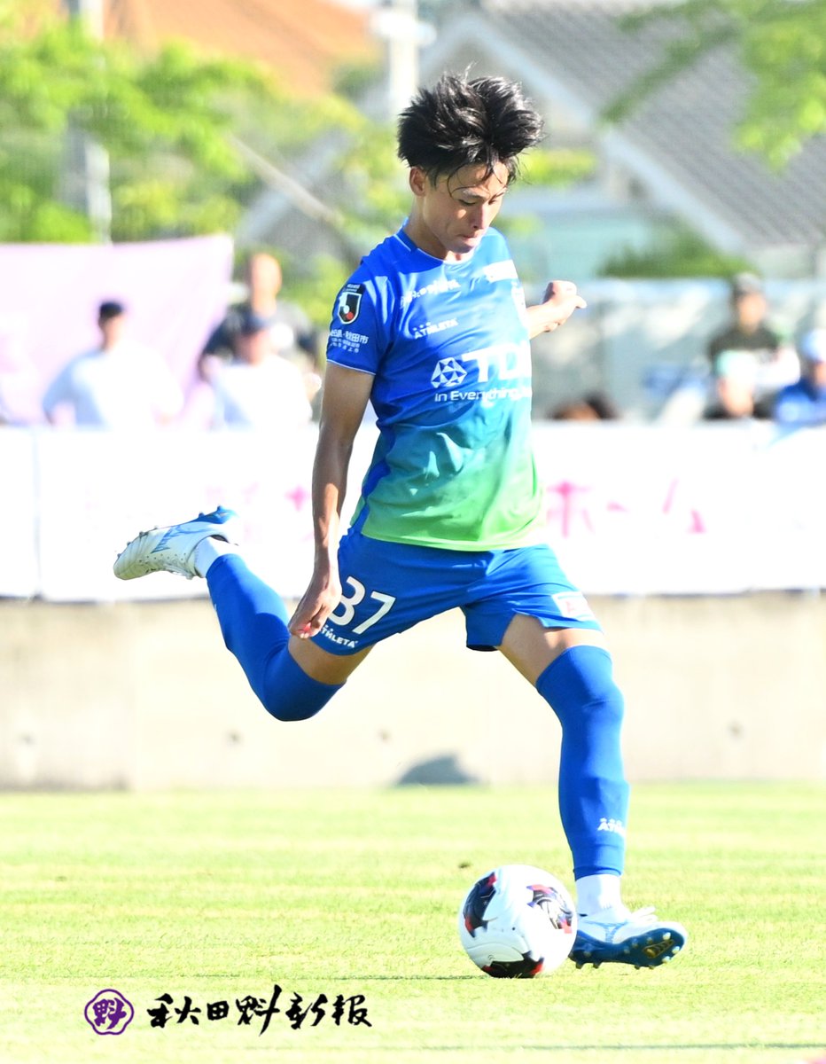 skgk_BBtansub's tweet photo. 来年1月加入予定の #田中純 選手は藤枝との試合で全選手最長の78分出場。「守備強度やスピードは全然違った。ここからどんどん成長したい」と充実した表情。
プロでの〝第一歩〟に「うれしさはあるが、ここからが本当の勝負。日々の練習から積み上げたい」と断言。
#ブラウブリッツ秋田 #秋田魁新報 https://t.co/vu7tjUV6qz