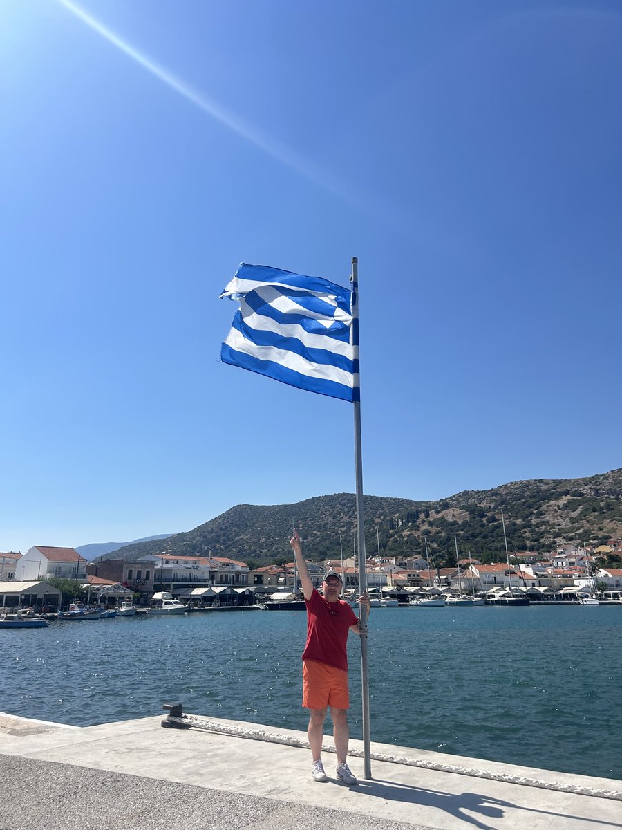 ZGRLKAY3's tweet photo. Samos Türk Yunan dostluğu https://t.co/2WHzTZzeAV