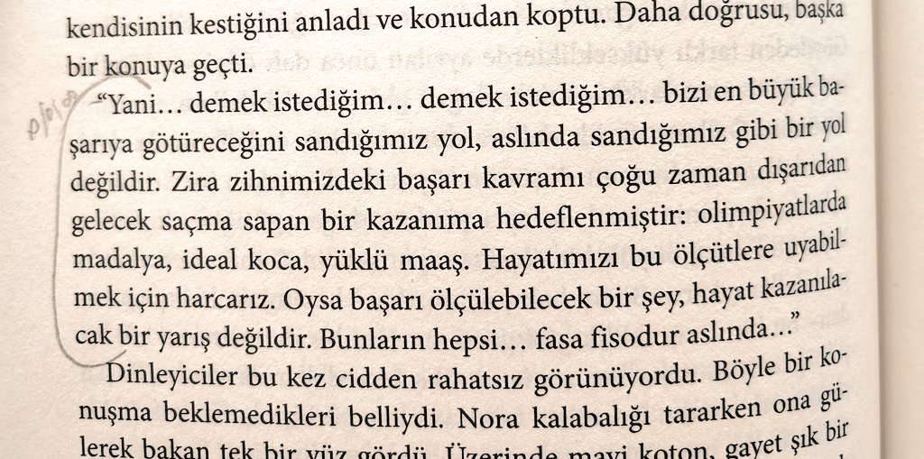 NurglG's tweet photo. ✨🌹
#geceyarısıkütüphanesi #matthaig https://t.co/qwWMcOgcOX