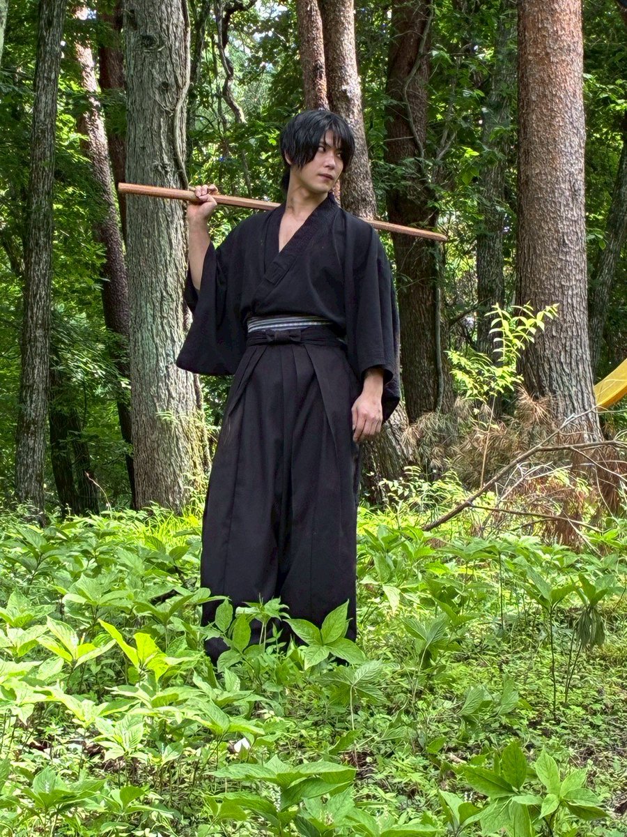 TVguidePERSON's tweet photo. 【「#松原凛1st写真集」8/26発売】

🙌お渡し会イベント
7/6(月)19時申込開始
https://t.co/79eP2sUZmQ
渋谷：8/29(土)
六本木：8/30(日) 

🖊直筆サイン本
https://t.co/BmTTSf7XRu

📚限定表紙版
Amazon
https://t.co/sqQ5at4d1R
楽天ブックス
https://t.co/BJKdUBadQN

#いちにちいち凛 #松原凛 https://t.co/VH5HunWR9s