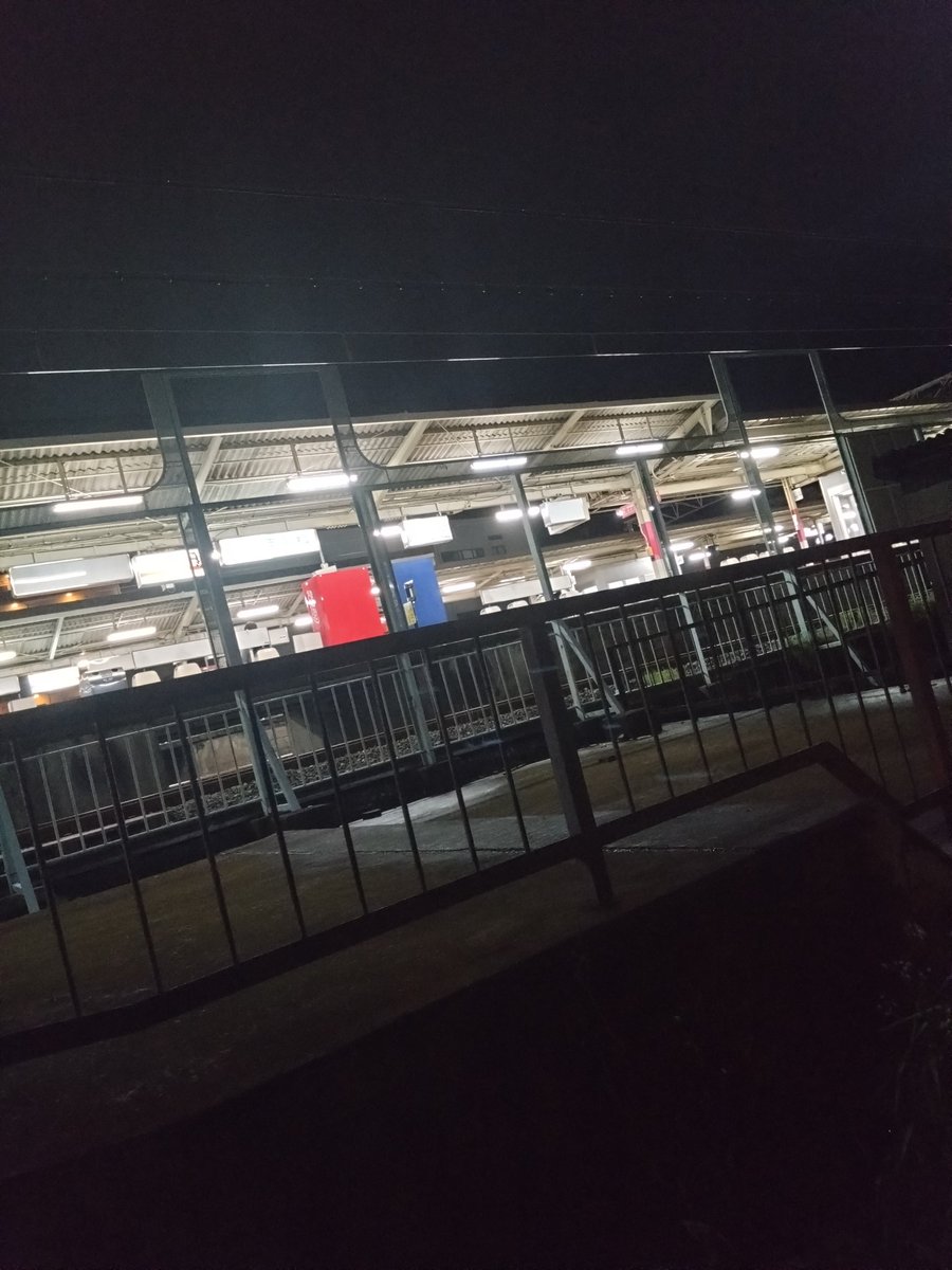 s_cmn's tweet photo. そと https://t.co/KLlsx9yzyi
