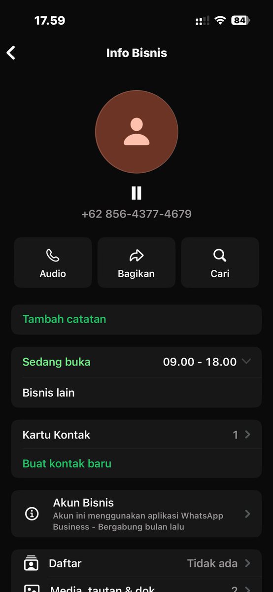 candyy__z's tweet photo. guys bantuin dong, ini ada penipuan tiket bts arirang jakarta, awal mula nya dia nawarin aku di tiktok cat 1 dp cuma 100/150 bebas, trs karna aku dari awal pgn vip akhirnya dia tawarin tiket vip day 1 punya tmn nya dp 400k, eh skrg hilang #tiketbts #peniputiketbts #BTS_ARİRANG https://t.co/nhnqtexdWP