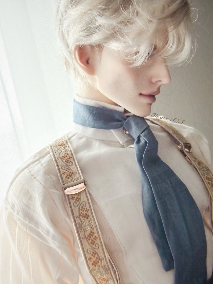 theatretss's tweet photo. ジェントル横顔美しすぎるのよ https://t.co/lIrMcTiUzC