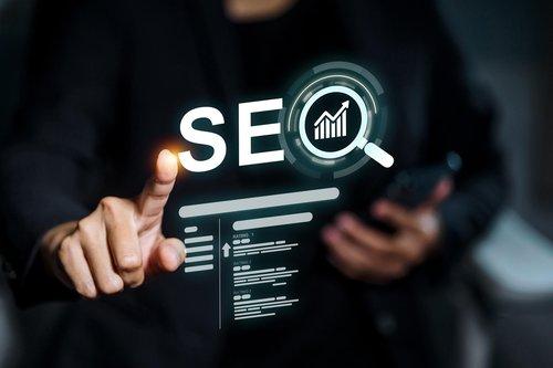 tru3326's tweet photo. I've sat on both sides of the SEO sales call for years. Here's exactly how I'd vet an agency — and the red flags I'd walk away from — if I were the one writing the check. https://t.co/mV7C7NnO96 https://t.co/EBXkKMXc8B