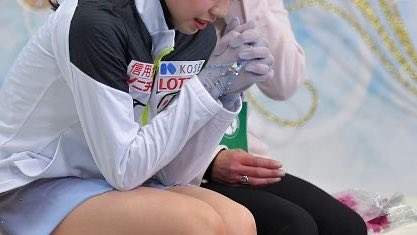 minjeongthr's tweet photo. ❌ KISS AND CRY? MORE LIKE EMBARRASS YOURSELF AND CRY! https://t.co/RK1I3rVUfG