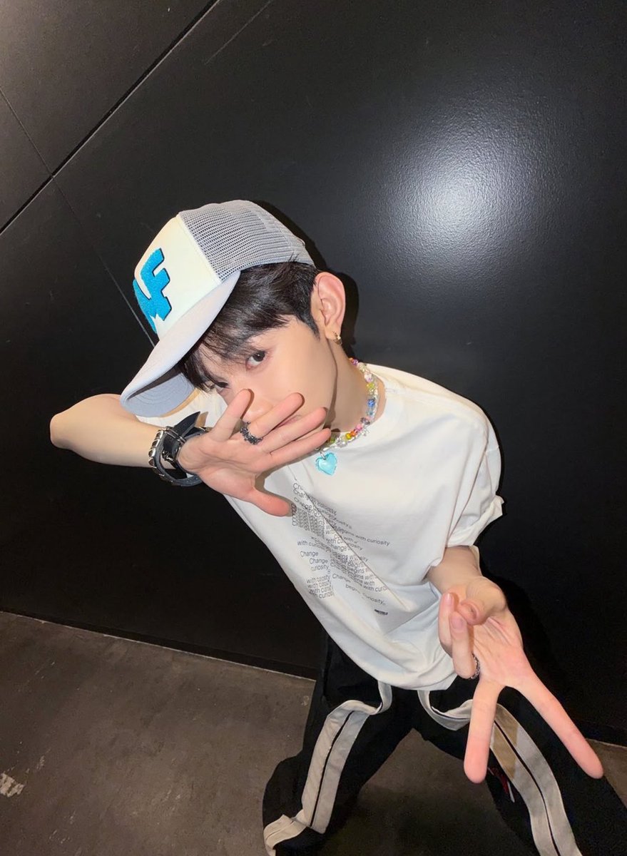zghaosolo's tweet photo. HAOHAO https://t.co/PpEg6PuH4r