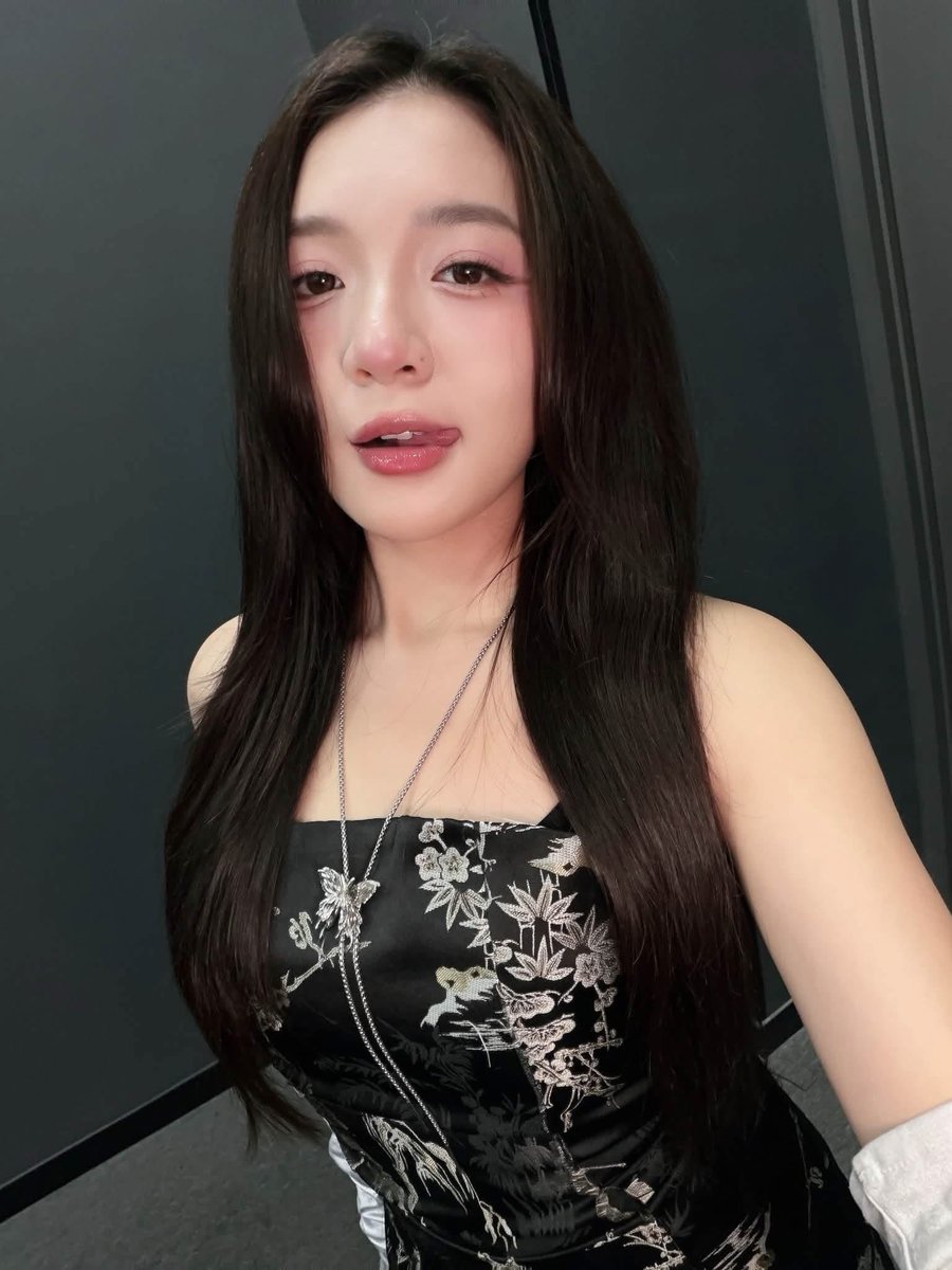 Xxx7080xxx's tweet photo. Bồn chứa của ae https://t.co/9H5OvLL88J
