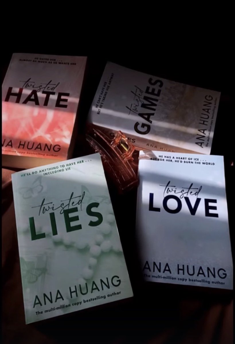 Constance bookish tweet media