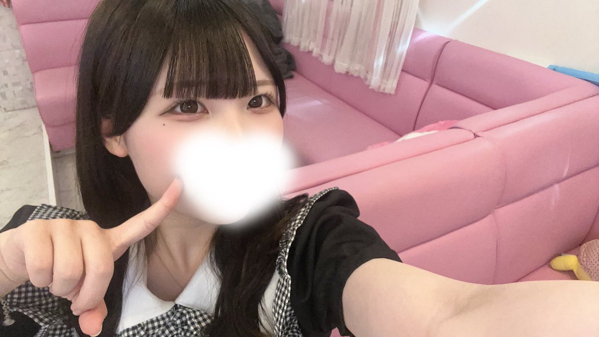 tapi_pretty's tweet photo. 🎀ご報告🎀

7/28(火)をもって、ぷりてぃを卒業します💭
約2年間お世話になりました(*ᴗ͈ˬᴗ͈)
残り少ない日数ですが、大好きなぷりてぃでの時間を最後まで全力で楽しみますっ！✊🏻早い時間も出れるように調整するので来店予定DMお待ちしております…❕ https://t.co/INxUGI8XAf