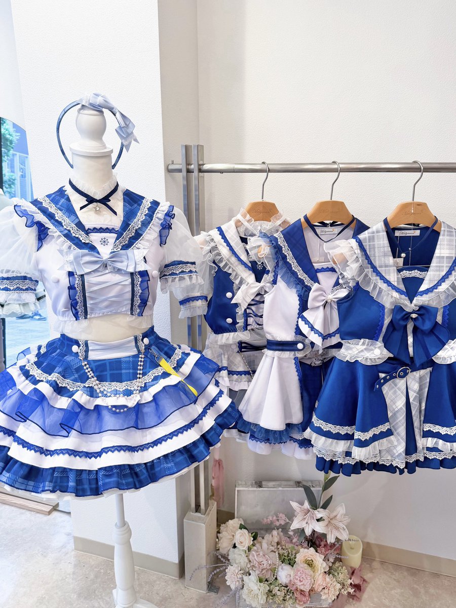 ayamitono's tweet photo. ←＋→＝3枚目

服買わなくてもそのまんま再現してくれるの、ほんとにいい時代になったよね♡

着てみたいけど着れなかった洋服いくらでも着れちゃう

そりゃあ本物を着たいけど、、これでがまん😣 https://t.co/H1ygScRKHp