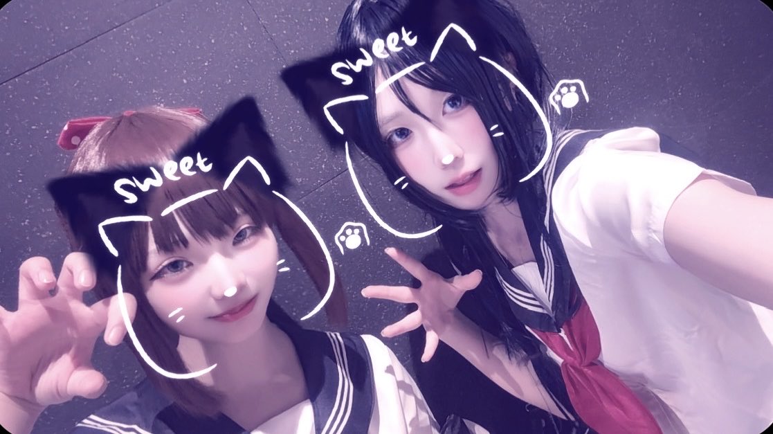 rov_cos's tweet photo. 再投稿:
離脱した！マジで楽しいイベントだった✧︎
妖はじ大型併せも無事大成功👏🏻
コスパフォも見てくれてありがとうございました！
最高の夏をありがとう@cos_ng01 
 #コスライ

アフターは韓国料理🇰🇷❤︎
お腹空きすぎて料理の写真はない｡｡
⚠︎ 3枚目 自我注意！ https://t.co/yTOZUr9NGc