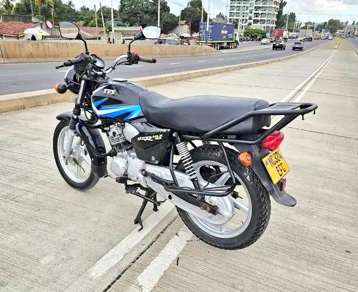 Eng_Matarra's tweet photo. #OFFA YA JUMAPILI LEO
TVS HLX GIA 4 ๐ฅ๐ฅ
REG" #EFC
Cc 125
Starter inapiga
Engine haijafunguliwa
Ina Full Documents โ
๏ธ
LETA #Tshs 1,300,000/= Tu
CALL/WHATSAPP-0719542184 https://t.co/A1wIddiF0A