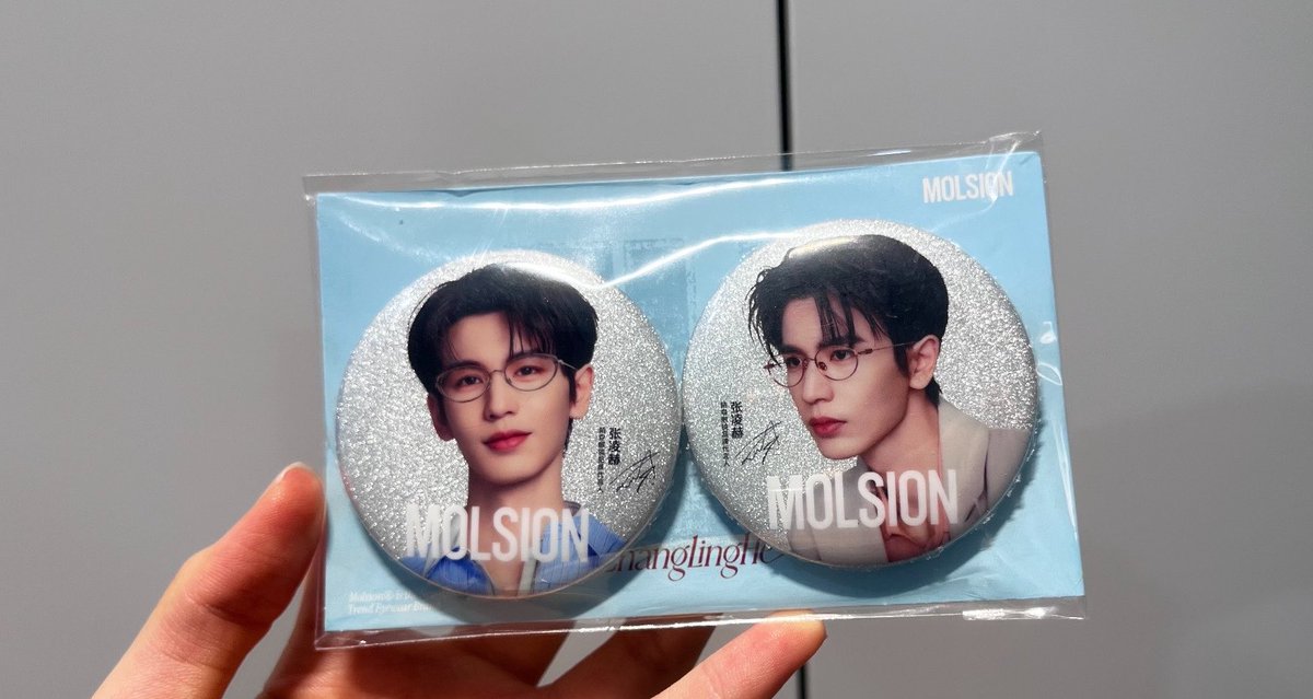 miniicyicy's tweet photo. 📌ดีล #miniicyดีล

✨Set เข็มกลัด molsion 2 ชิ้น  Zhanglinghe 
💰230 บาท 
📦รวมส่ง 
สนใจ DM ค่ะ

#จางหลิงเฮ่อ #Zhanglinghe #ตลาดนัดจางหลิงเฮ่อ https://t.co/j9dDque6FQ