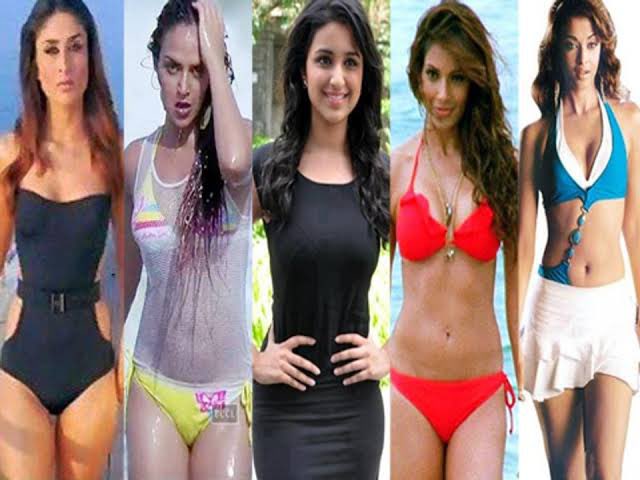 FltLtAnoopVerma's tweet photo. YRF Spy Universe - ❌ 

YRF Bikini Universe - ☑️

Focus is not on Script

Focus is on Box Office

Box Office is byproduct of Script

Dhurandhar has shown it

Now there is no survival for making money by useless skin show (without script demand)

Public won’t let it happen

They will have to produce quality content

Period