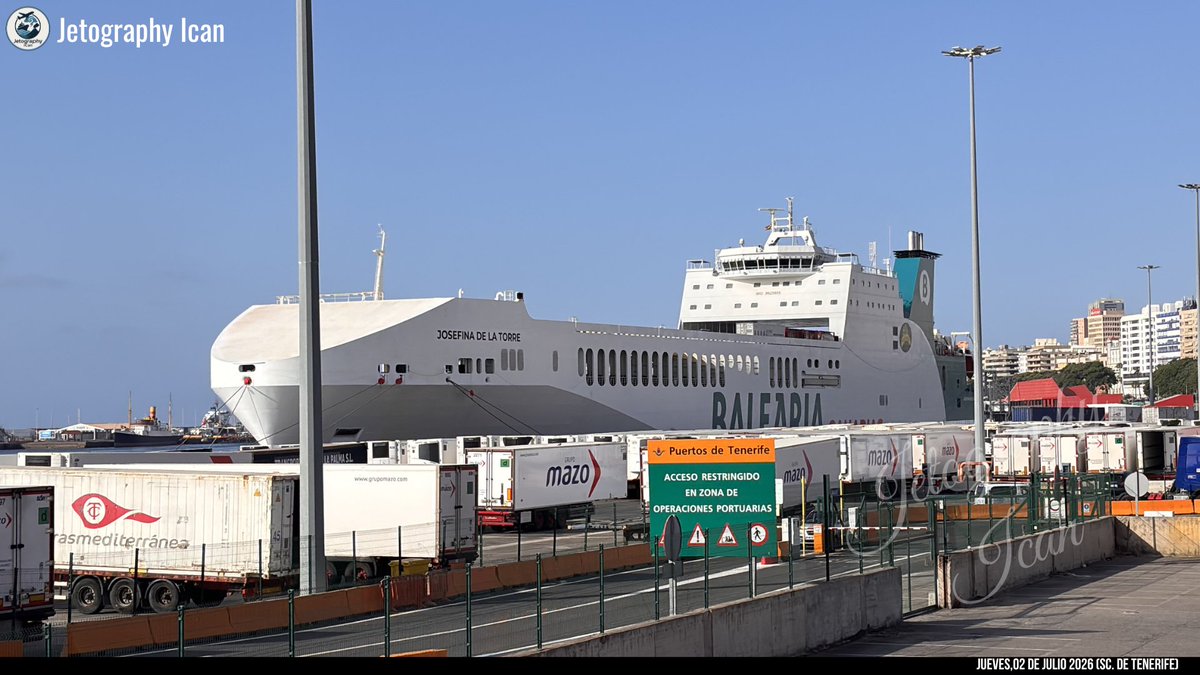 jetographyican's tweet photo. 📍 Puerto de Santa Cruz de Tenerife
🚢 Josefina de la Torre – Baleària
Primera visita de este buque a Santa Cruz de Tenerife. Un estreno que no quise dejar pasar y que pude fotografiar desde el puerto. 📸
#ShipSpotting #Baleària #SantaCruzDeTenerife #JetographyIcan https://t.co/AIuV1glR7J