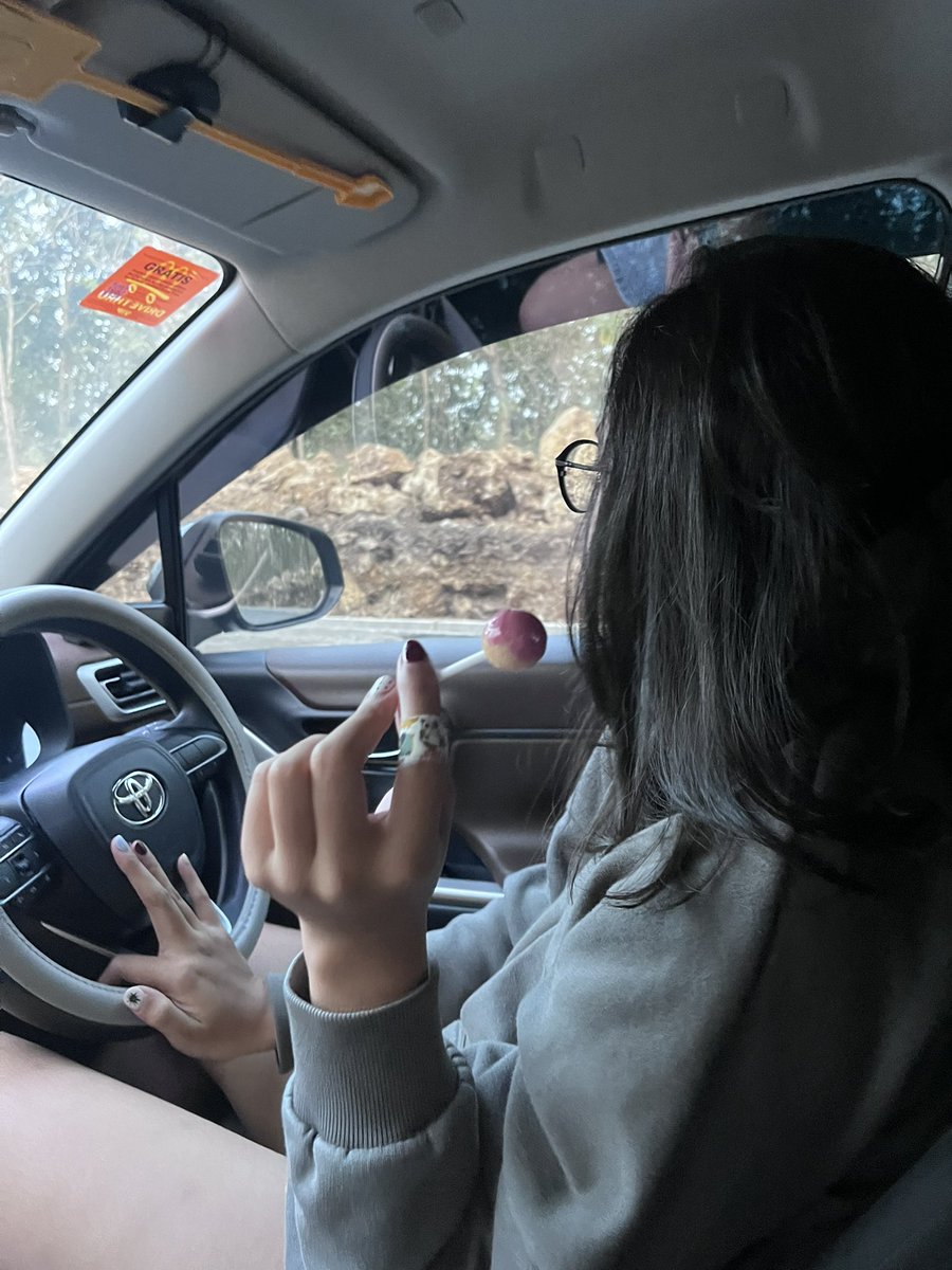 turtleeboost's tweet photo. seeing my gf knowing im not gonna see her everyday for 6 months is SOO HURT https://t.co/y8UEPgKlQO