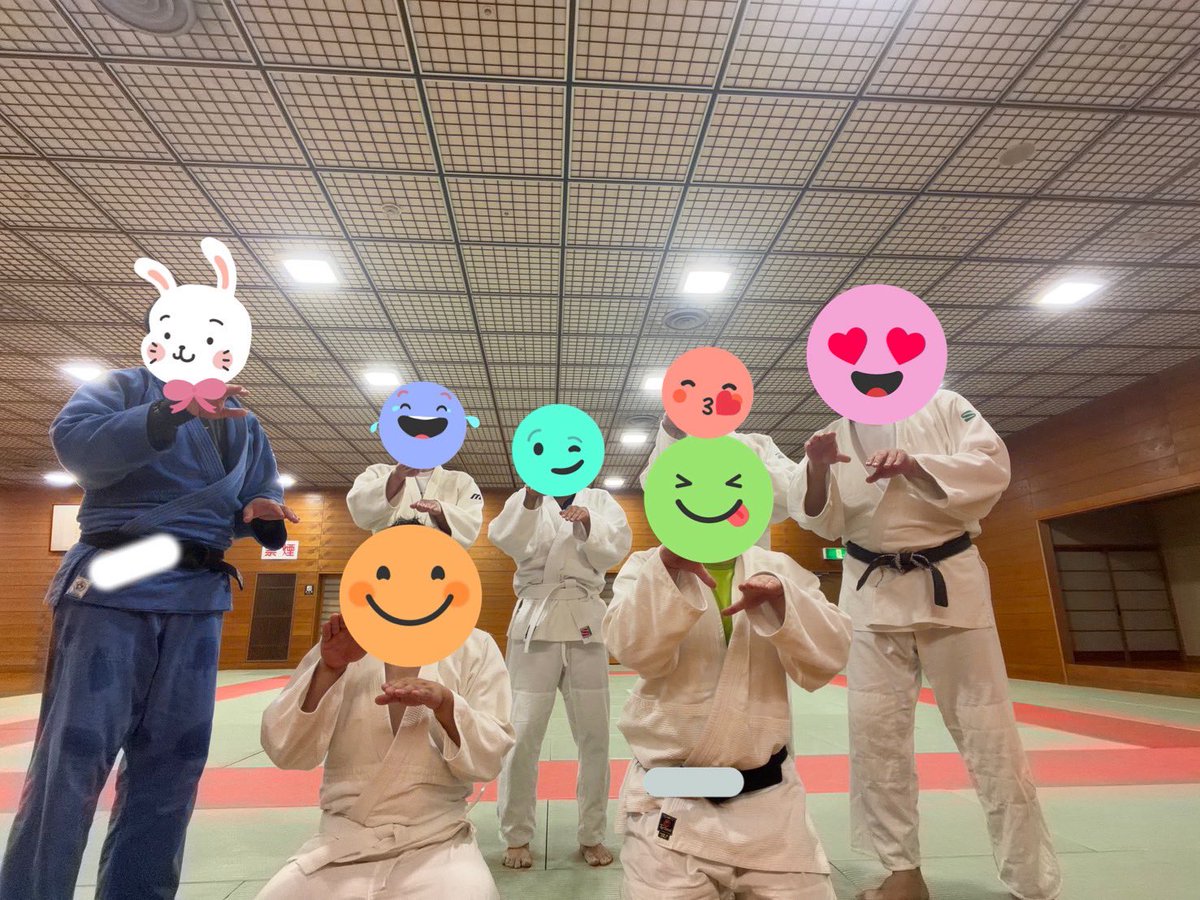 inokumanagoya's tweet photo. お疲れ様です！
週末は黒7白1での練習でした！

なんと！復帰勢(Fukkizei)のフッキフェイス(FukkiFace)が二人(Futari)も参加ということで、3Fに乾杯！
今年に入って5人も人が増えて嬉しすぎます。画面の前のキミもこのビックウェーブに乗り遅れるな❗️

次回
◾️ 再々来週末！ https://t.co/D9D5QoCrZS