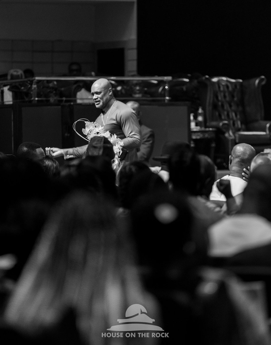 HouseOnTheRock's tweet photo. Anything you place in the Master’s hands is never wasted, it multiplies, increases, and becomes more than you could ever achieve on your own.
#HOTRService
#HOTROnline
#HouseOnTheRock
#HOtRCommunion https://t.co/WLyuw8jRTS