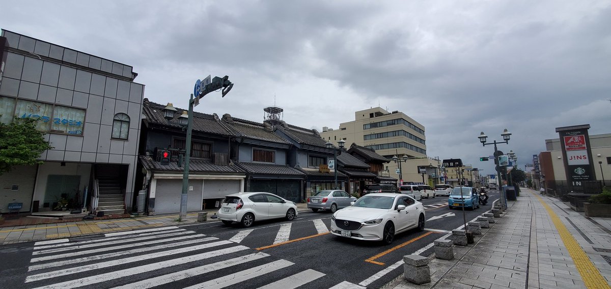 jackpot0919's tweet photo. とちぎ蔵の街、
五連蔵を撮ったけど
車が… https://t.co/IIT6ikd7ct