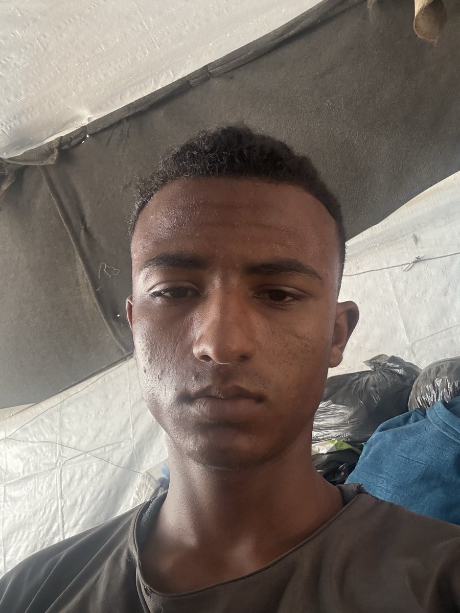 HamdanObaid2007's tweet photo. I am exhausted and unwell, but I cannot afford the medicine I need. Every day is a struggle while I try to care for my children despite my pain. Please don't forget us. Your support, no matter how small, can help me get the treatment I

https://t.co/TV4XKLc7WY https://t.co/82icTd7i07