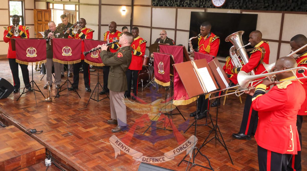 kdfinfo's tweet photo. Building enduring defence partnerships was vividly showcased when the 215th Army Band of the U.S. Army and the Kenya Army Band joined forces for a collaborative music concert at the Kenya Army Band  Auditorium. See more:https://t.co/T2OxWjcI0F https://t.co/5I5aWRdlYK
