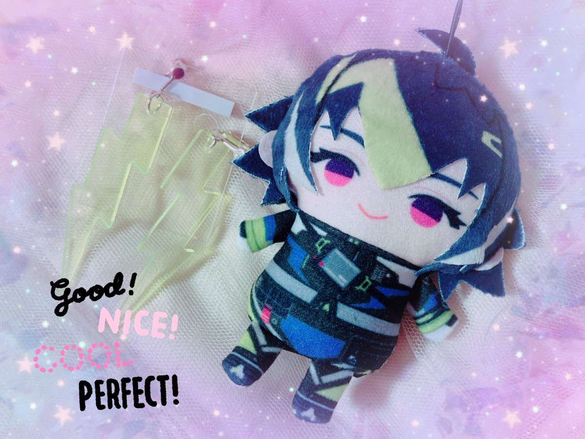 maaaaaco's tweet photo. 概念アクセを買いました！💡のイナズマっぽいイヤリング(のちにピアスにする)とKrisisカラーのアイスヘアピン🍨ぱぺに持たせてもかわいい♡

髪も切ったしたくさん使いたいね〜 https://t.co/kGG8W4IIMi