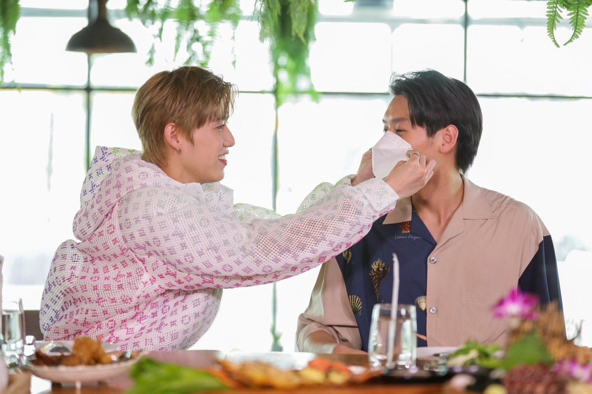 subthtjch's tweet photo. แม่มุเน้กคนแรกของโลกคือคนนี้จ้ะ https://t.co/xVH6GO7WoE