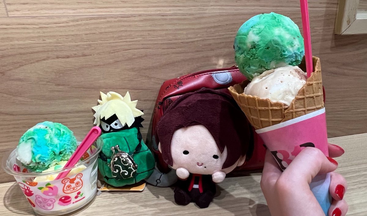 kirin0801's tweet photo. あつもりコラボとティーオレおいしい🍨
〆のアイスんま。 https://t.co/Nn9uzDpnch