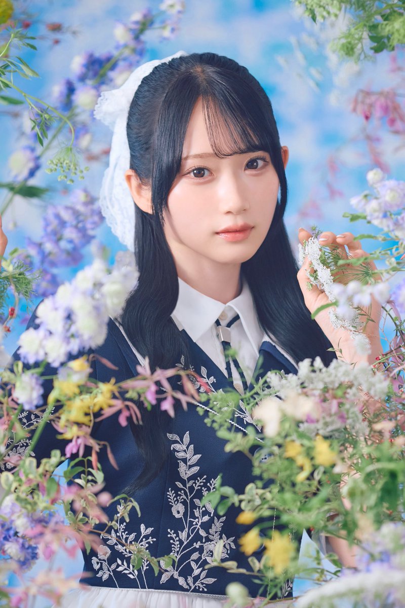 hashimoto_maki_'s tweet photo. アー写が新しくなりました🆕
新ビジュはハーフアップ×リボンです🐇💐🤍⊹܀˙

#RainTree https://t.co/KHoF6SHFE3