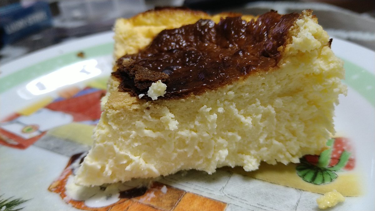 Kyo_Izo's tweet photo. バスクチーズケーキ。 https://t.co/yX3DOuwptZ