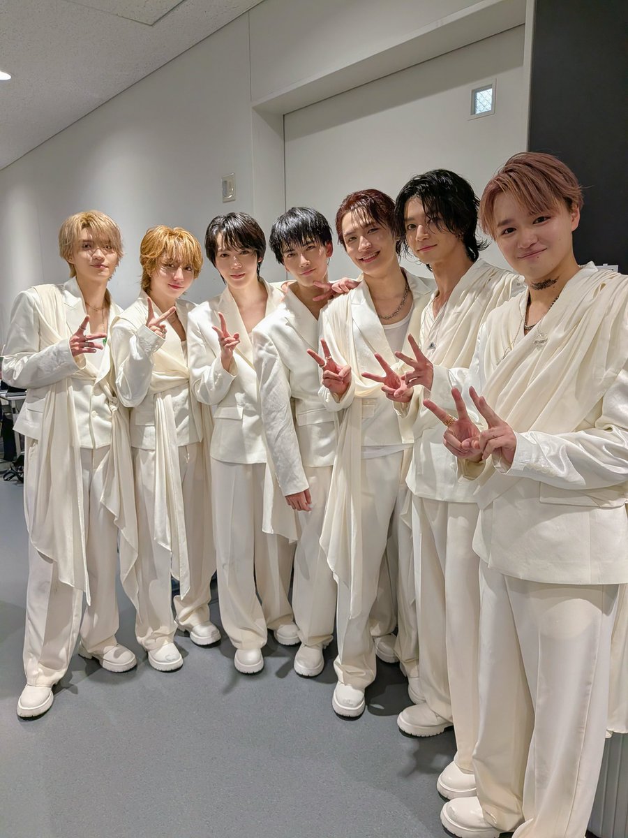 kumichoudesu's tweet photo. 昨日のげんじぶ

有明アリーナで2days
お疲れさん😎‼️(ゴースト)

#原因は自分にある。
#スターダストプロモーション https://t.co/uykYpPXlYY