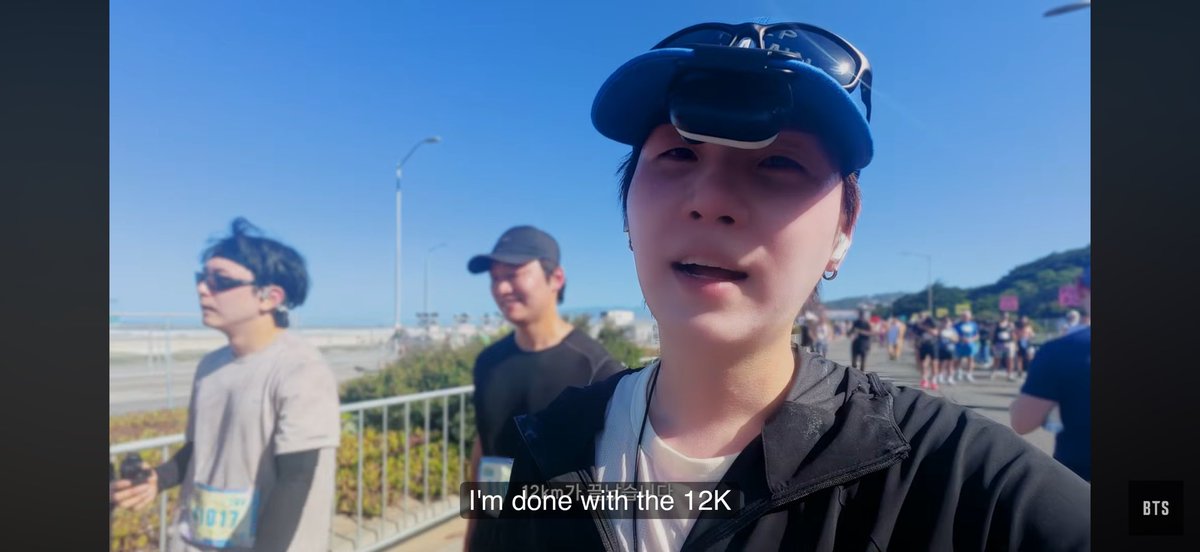 seokjinbit's tweet photo. no wonder Yoongi’s legs were shaking and swollen as hell during their concert on the same day… man did a whole 12K with an uphill run GODDAMN LMAO https://t.co/V63AfobKsr