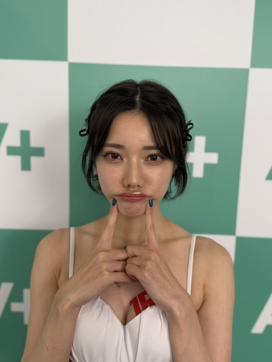 rena_miyashita's tweet photo. TRE3日間ありがとうございました❤️‍🔥
みんなのおかげで今年も白いドレス着る事ができて幸せです！
また来年も会えたらいいなっ♪

谢谢你们🇹🇼❤️‍🔥 https://t.co/CIfZnpQ9Xp