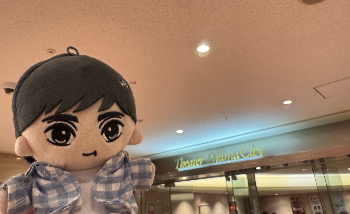 usushiocrisps's tweet photo. 「惰性クラブ」千穐楽おめでとうございました🎉
無事最後の幕も降りて(概念)何よりです！ https://t.co/HIzk2YteSF