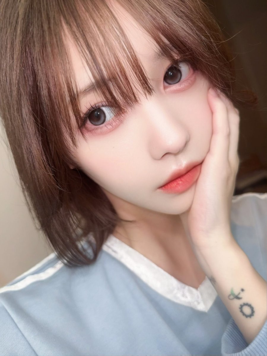 신유나(YUNA) (@iiyun_aa) / Posts / X
