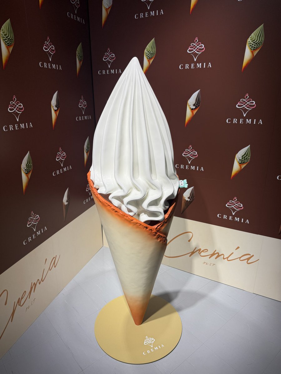 mi7_ten's tweet photo. ソフトクリームの歴史展に行ってきた🍦！！！
3種食べれるなんて贅沢過ぎて幸せだった🫠 https://t.co/eEXYUDmb6J
