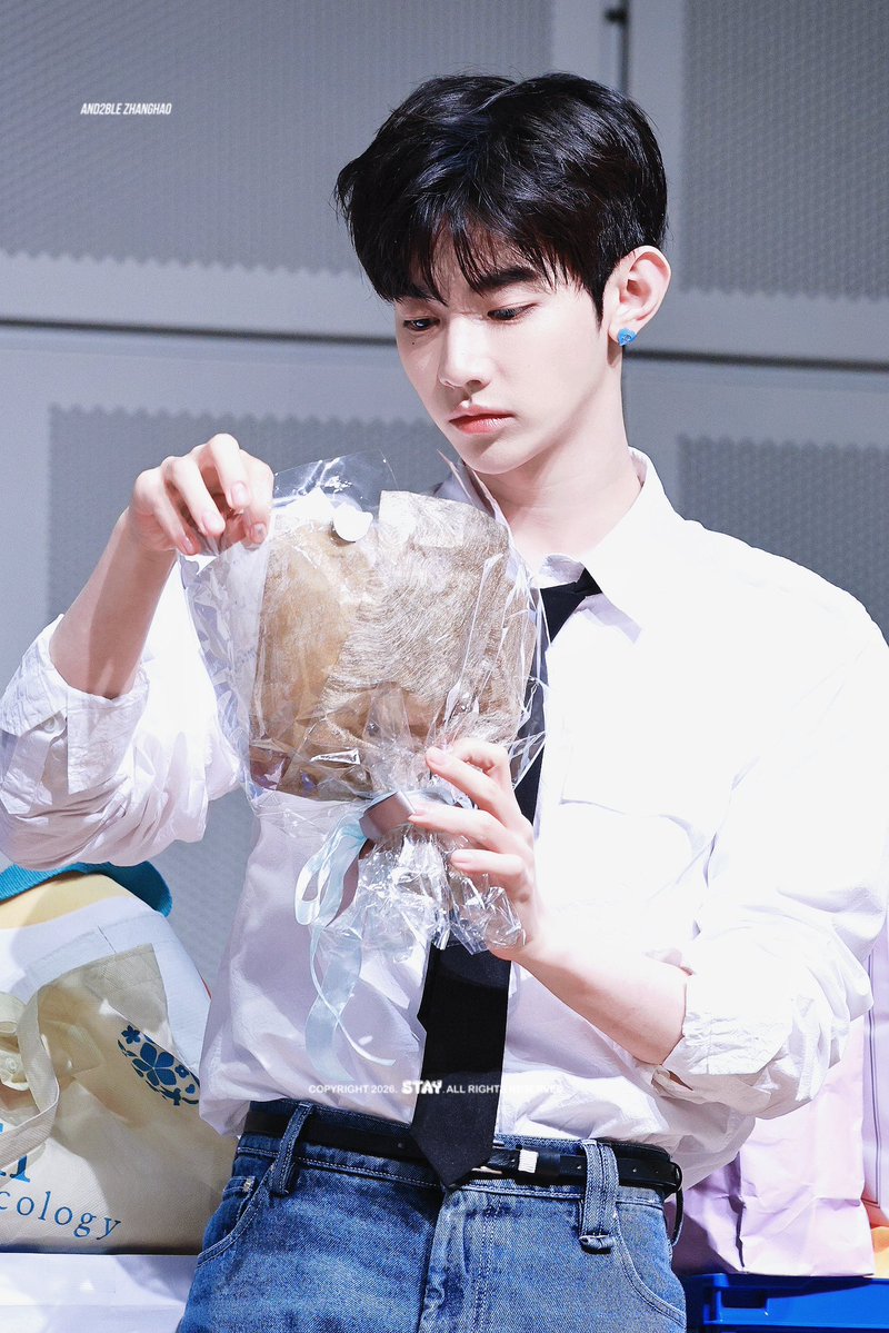 staywithzh's tweet photo. [PRE] 260705

#장하오 #ZHANGHAO 
#앤더블 #AND2BLE https://t.co/usAXYrgVJu