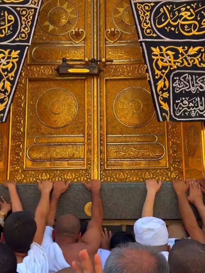 A_officialk1's tweet photo. Ya Allah invite me your home for this year. 🤲 https://t.co/z8yUyRz1tT