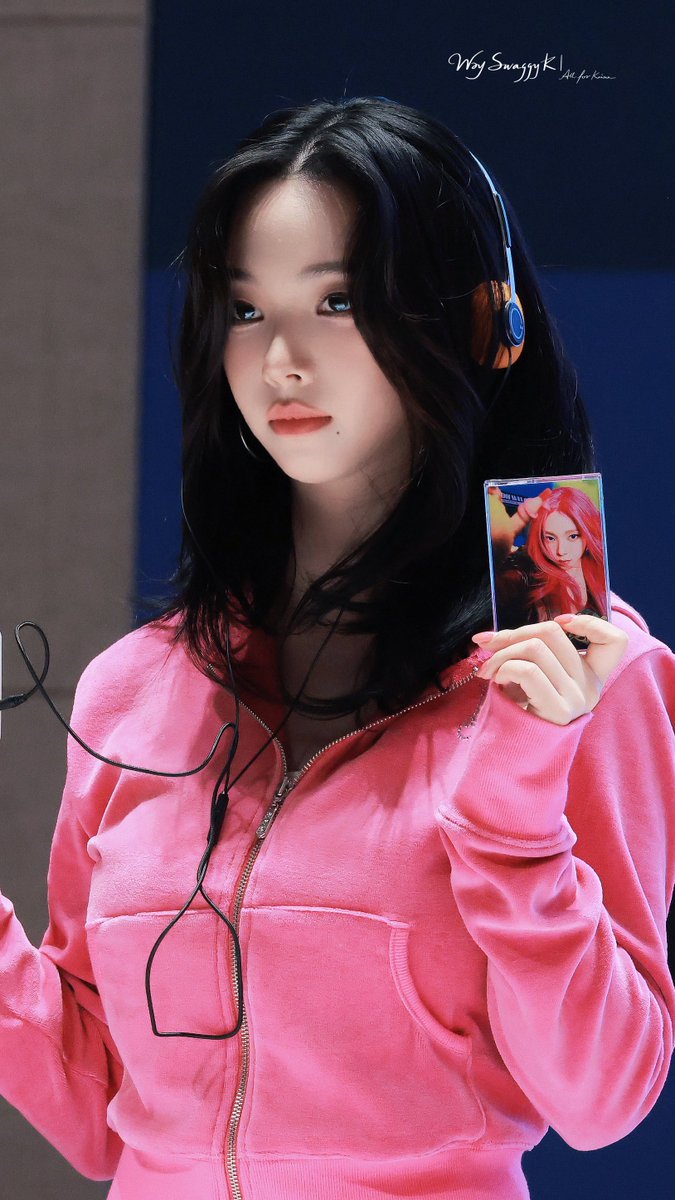 WxySwaggyK's tweet photo. 260704 MS<2>
#aespa #에스파 
#Karina #카리나 #劉知珉 #カリナ #柳智敏 https://t.co/88WW9A4g0Z