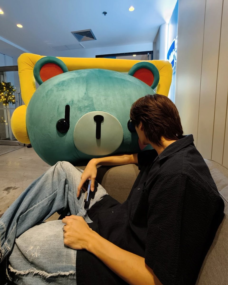 baiinokiee's tweet photo. ในทิสุดก็ได้เห็นรูปนี้จากแอค @.ppnaravit 🥹🥹🥹🥹🥹🥹 ถ่ายด้วยฟีลเตอร์ทำไมถึงน่ารักขนาดนี้ ก็สมกับที่เค้าไม่ยอมปล่อยมาตั้ง 6 เดือนนนนน https://t.co/95LgQ4wsYT