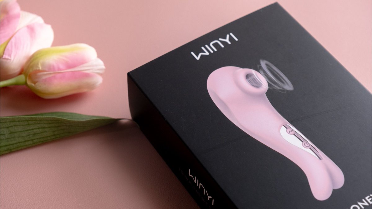 Luthienpe's tweet photo. 📚¿Sabías que la estimulación por succión, activa terminaciones nerviosas distintas a las de la vibración , generando sensaciones más intensas y variadas? 💡HONEY  premium esta diseño pensado para tu placer y autoconocimiento. 🌸  Conocer tu cuerpo no debería tener tabú.✨👸 https://t.co/mz0tQCtJHm