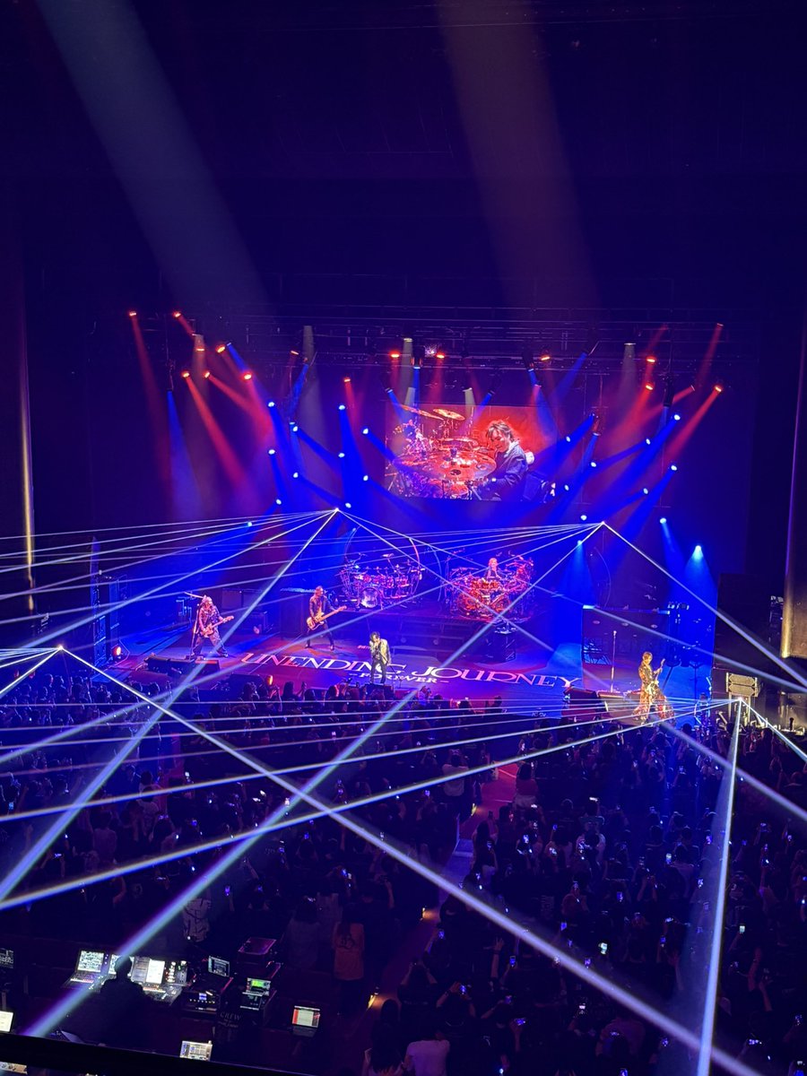 hitadema's tweet photo. 3階席から〜
照明綺麗だったよ！
#LUNASEA
#LUNAPIC
#260704名古屋 https://t.co/JHI8bDrwuf
