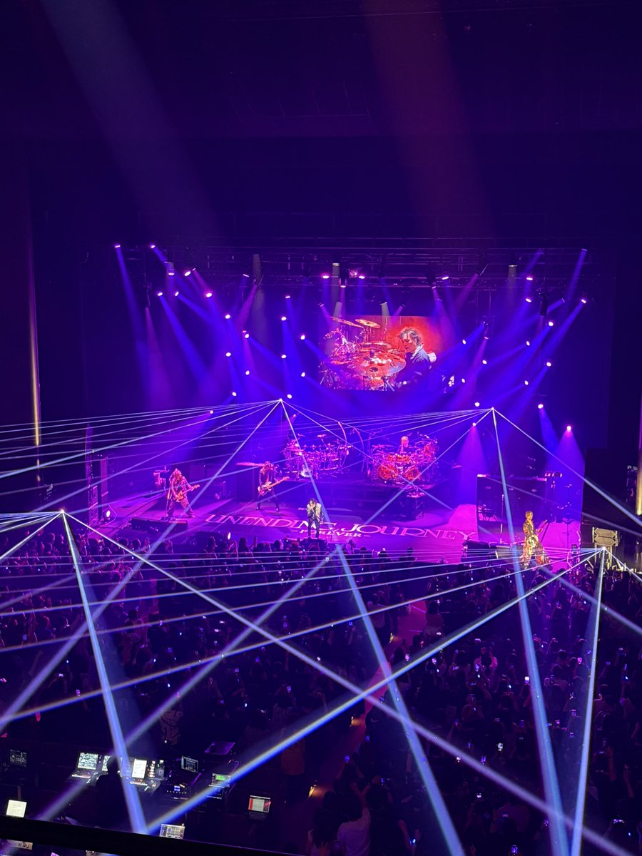 hitadema's tweet photo. 3階席から〜
照明綺麗だったよ！
#LUNASEA
#LUNAPIC
#260704名古屋 https://t.co/JHI8bDrwuf