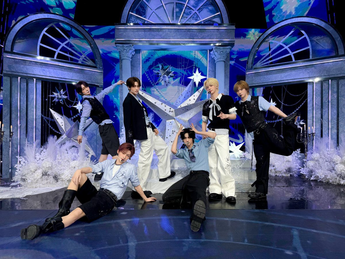 llo7____'s tweet photo. 20日の衣装はなにかな〜🎶⭐️ちなみにわたしの希望はコレ⬇️ https://t.co/HHdQl9zpUJ